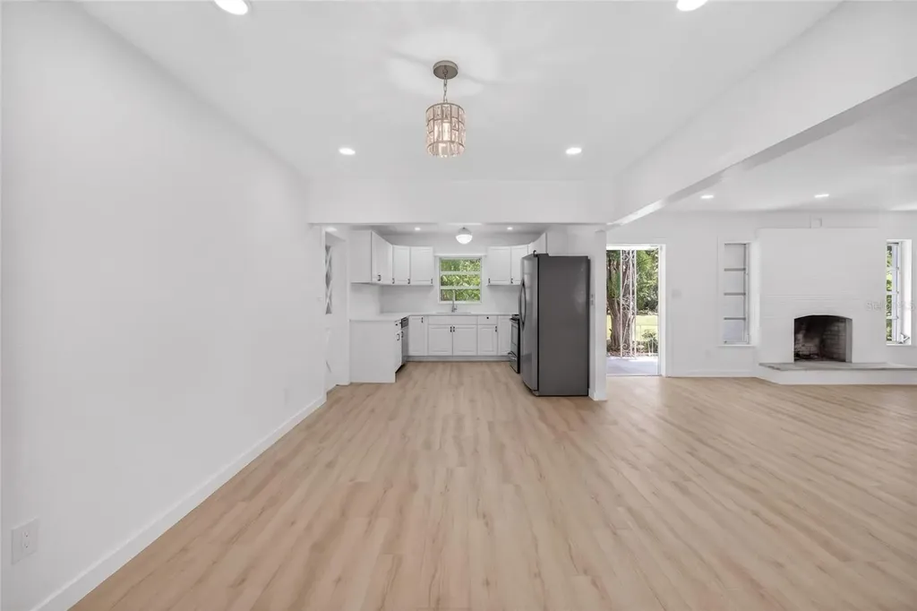 4725 N Tuttle Avenue Sarasota FL 34234