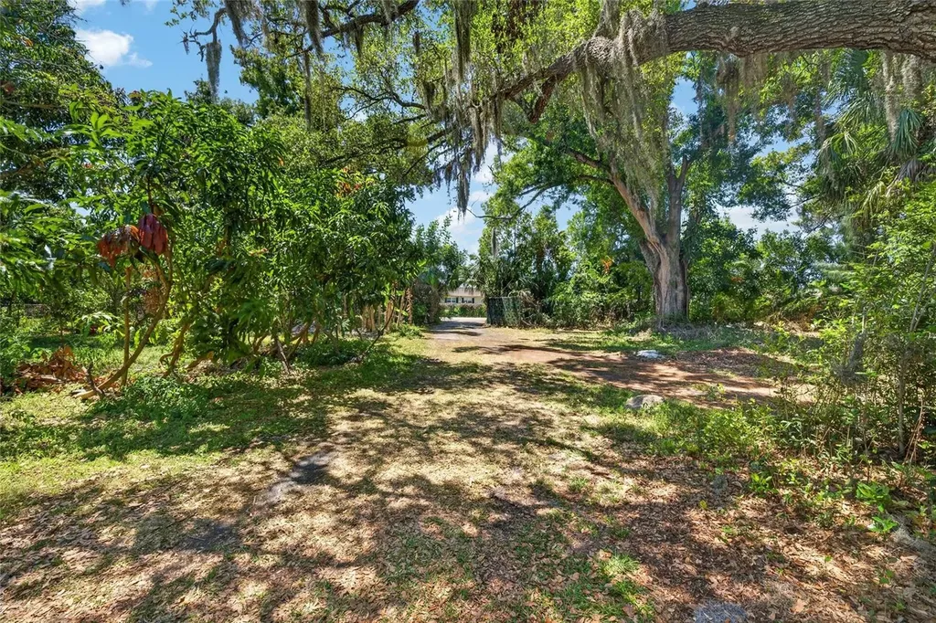 4725 N Tuttle Avenue Sarasota FL 34234