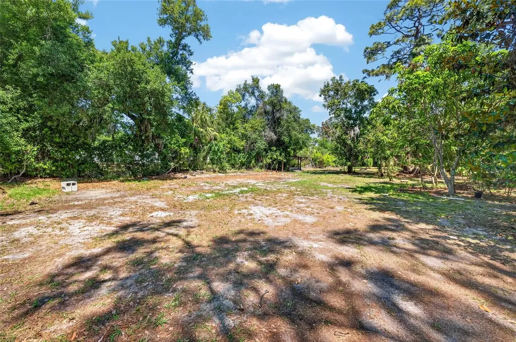 4725 N Tuttle Avenue Sarasota FL 34234