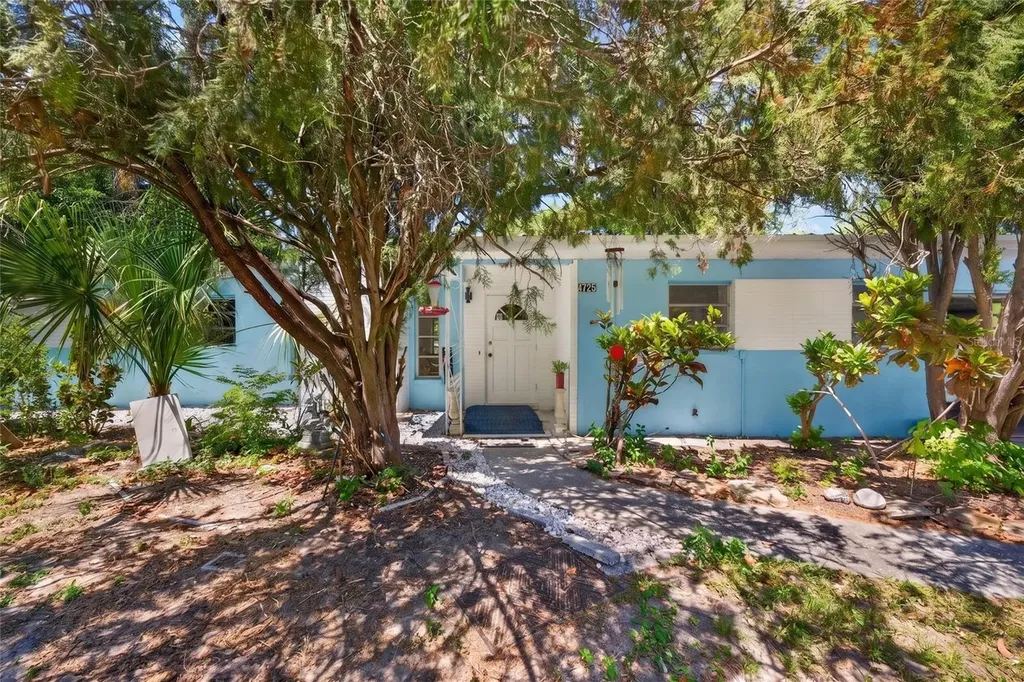 4725 N Tuttle Avenue Sarasota FL 34234