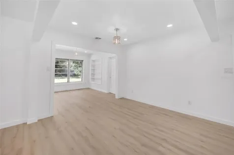 4725 N Tuttle Avenue Sarasota FL 34234