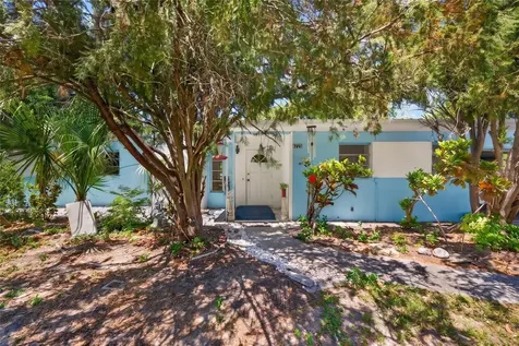 4725 N Tuttle Avenue Sarasota FL 34234