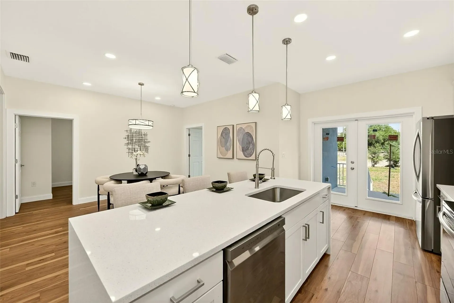 3151 69th Avenue N St Petersburg FL 33702
