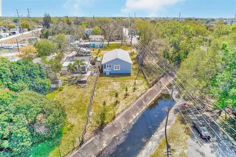 3151 69th Avenue N St Petersburg FL 33702