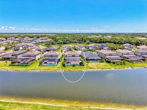 10192 Milky Way Circle Sarasota FL 34241