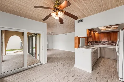 546 Plaza Seville Court Treasure Island FL 33706