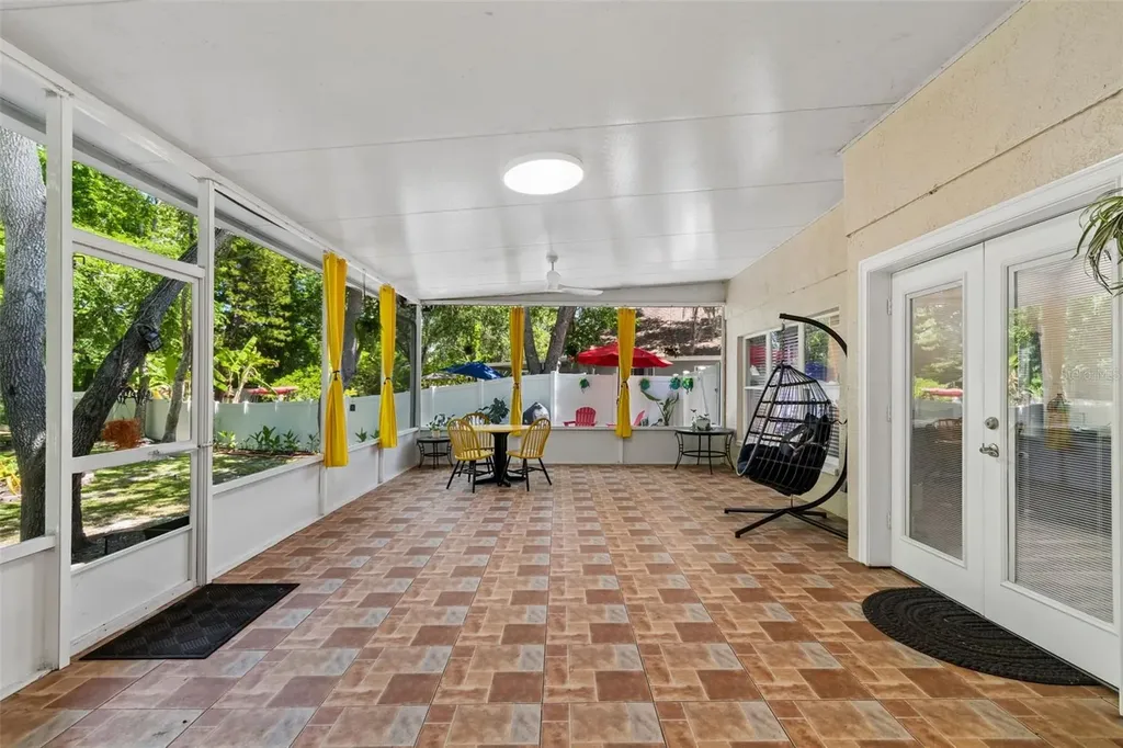 9803 Long Meadow Drive Tampa FL 33615