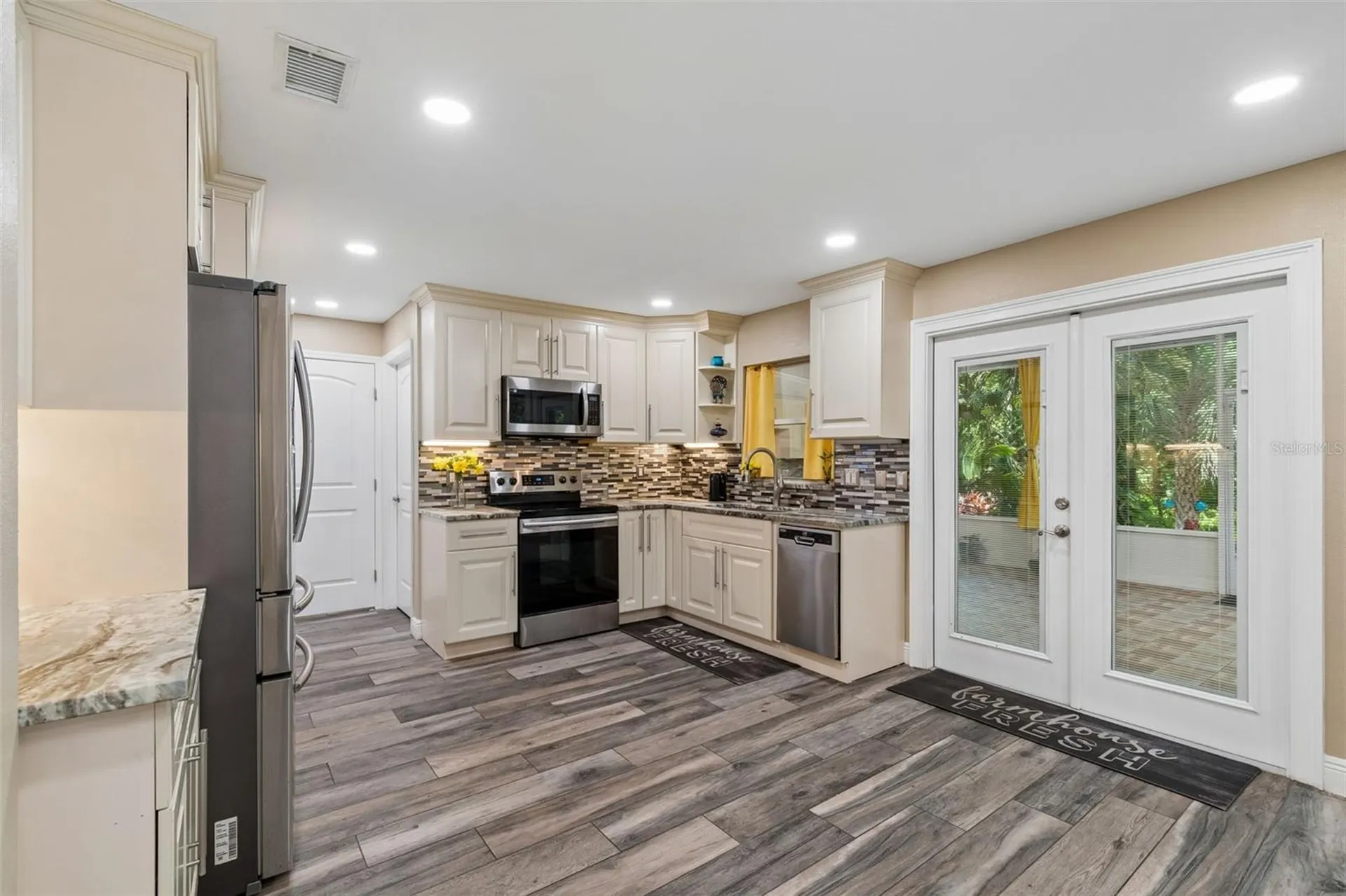 9803 Long Meadow Drive Tampa FL 33615