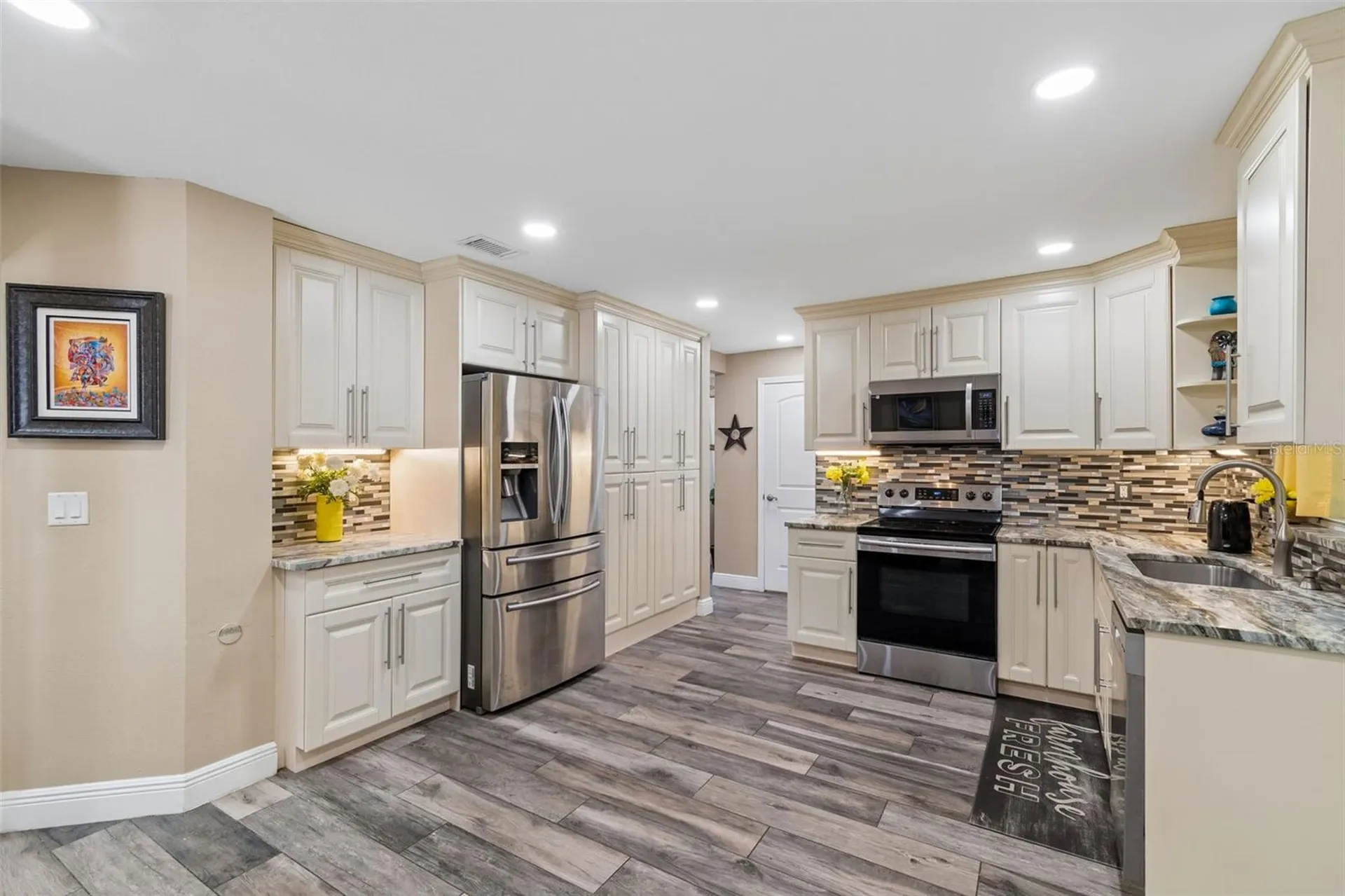 9803 Long Meadow Drive Tampa FL 33615