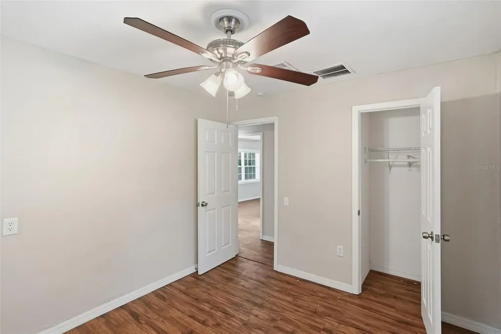 303 Josephine Avenue Fruitland Park FL 34731
