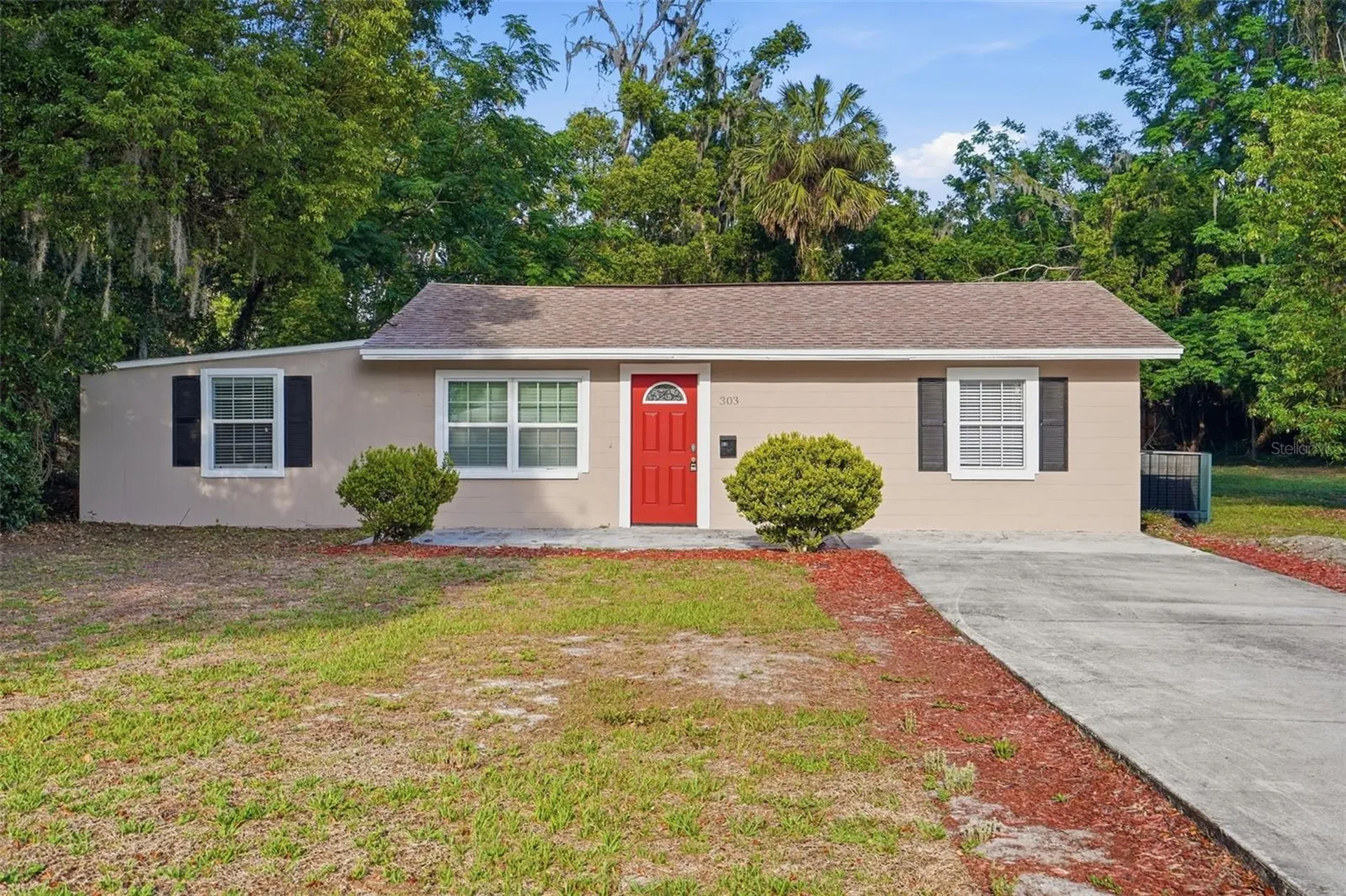 303 Josephine Avenue Fruitland Park FL 34731
