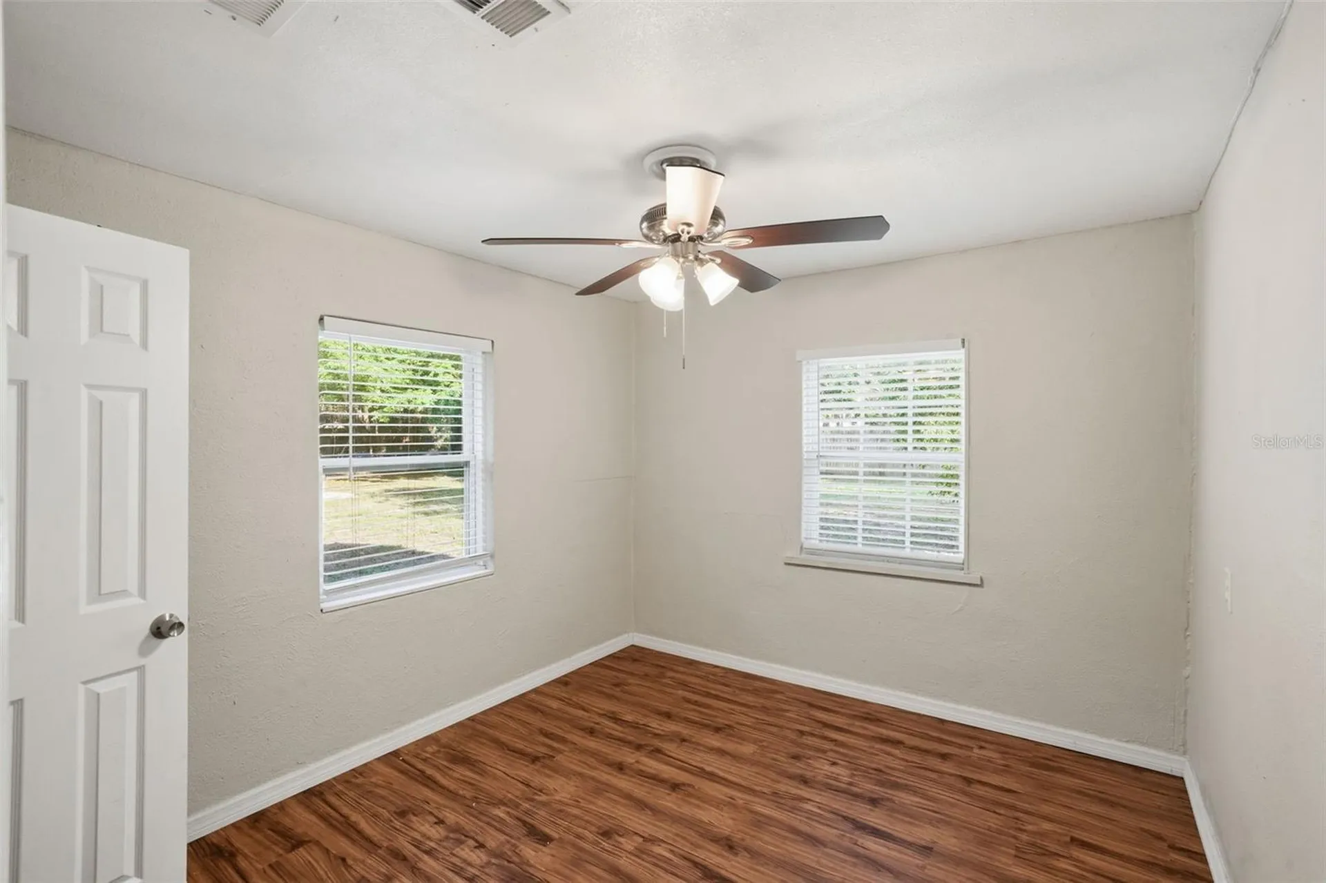 303 Josephine Avenue Fruitland Park FL 34731