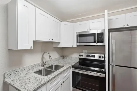 303 Josephine Avenue Fruitland Park FL 34731