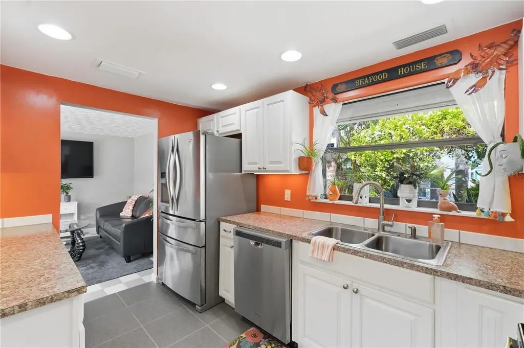 12821 4th Isle Hudson FL 34667