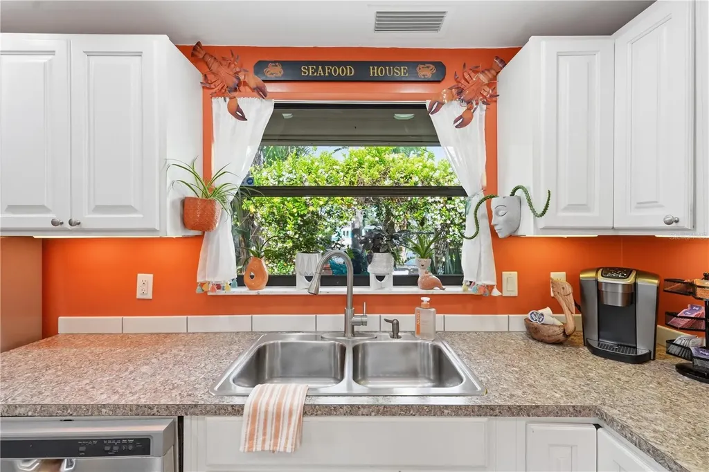 12821 4th Isle Hudson FL 34667