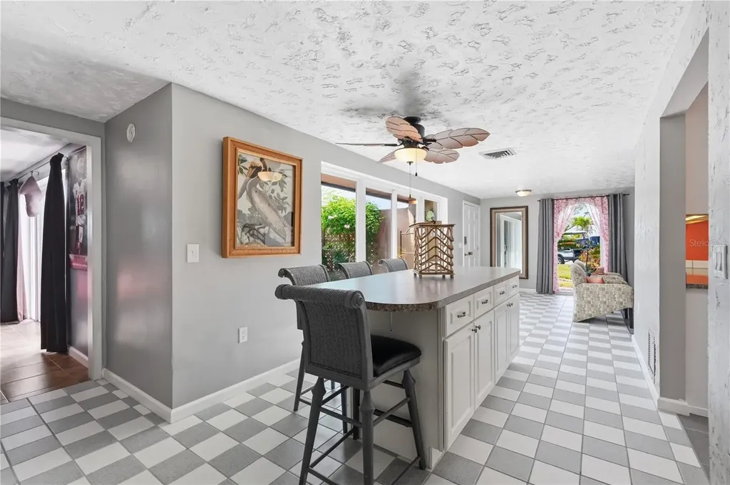 12821 4th Isle Hudson FL 34667