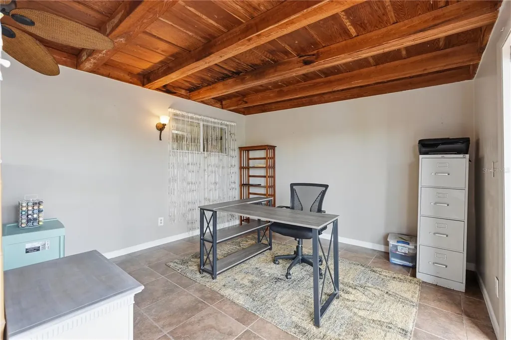 12821 4th Isle Hudson FL 34667