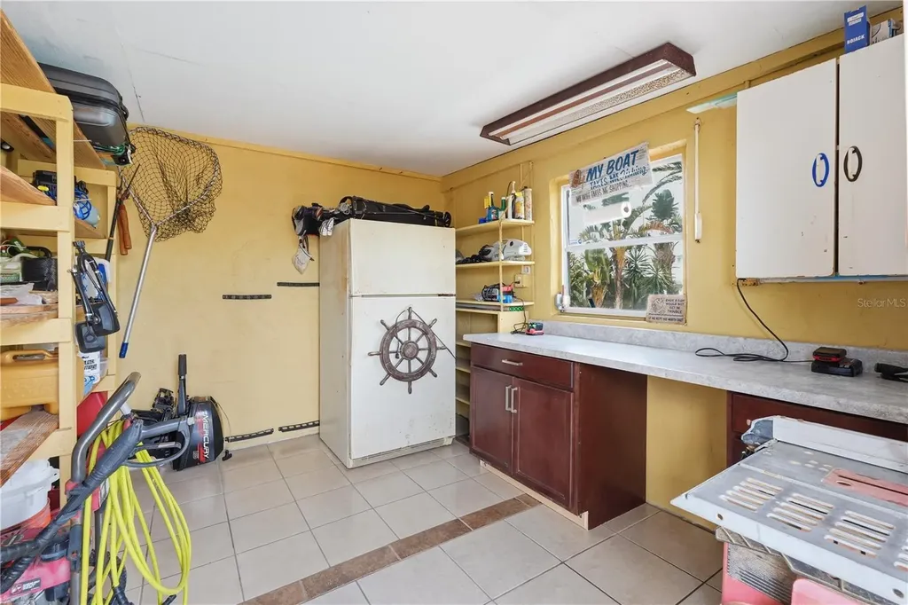 12821 4th Isle Hudson FL 34667
