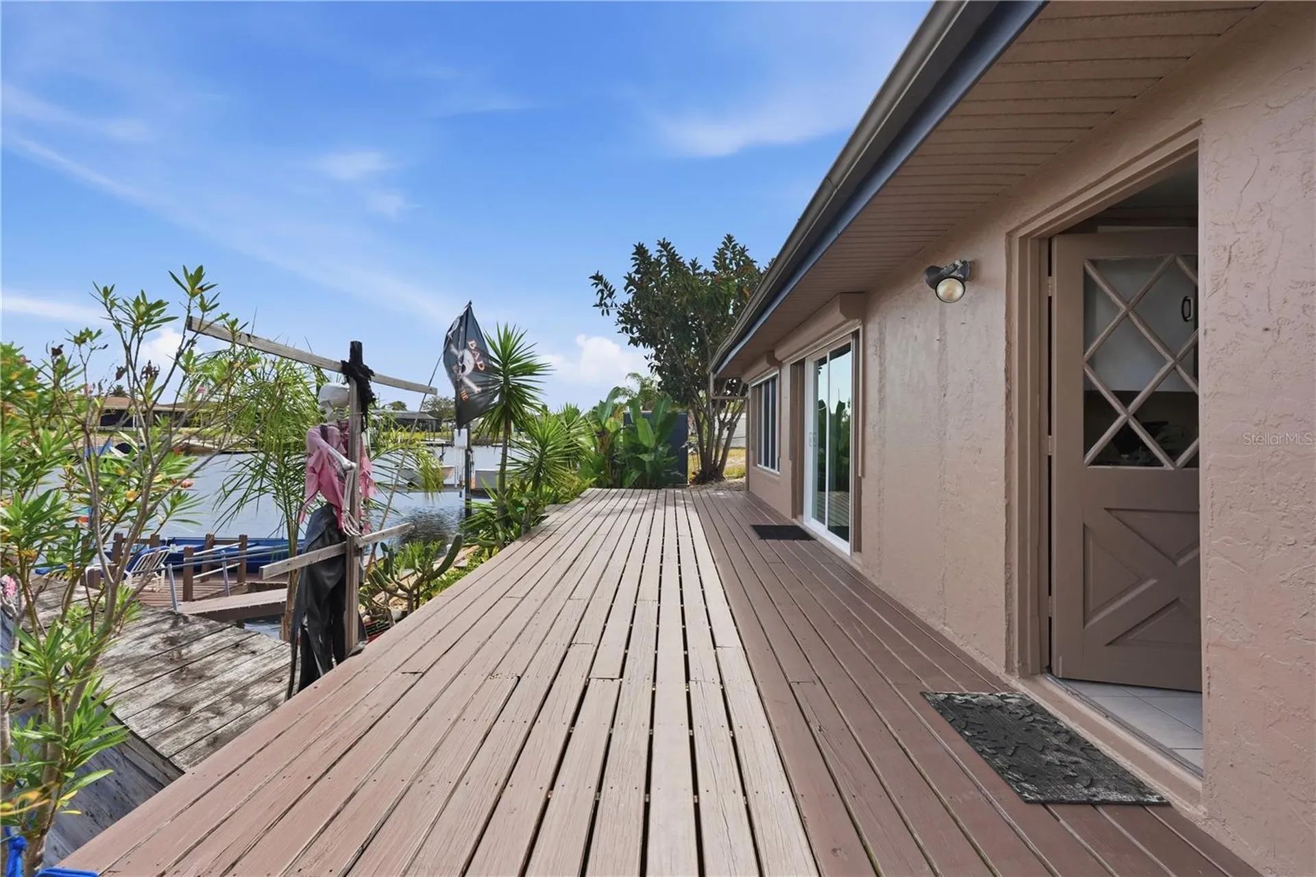 12821 4th Isle Hudson FL 34667