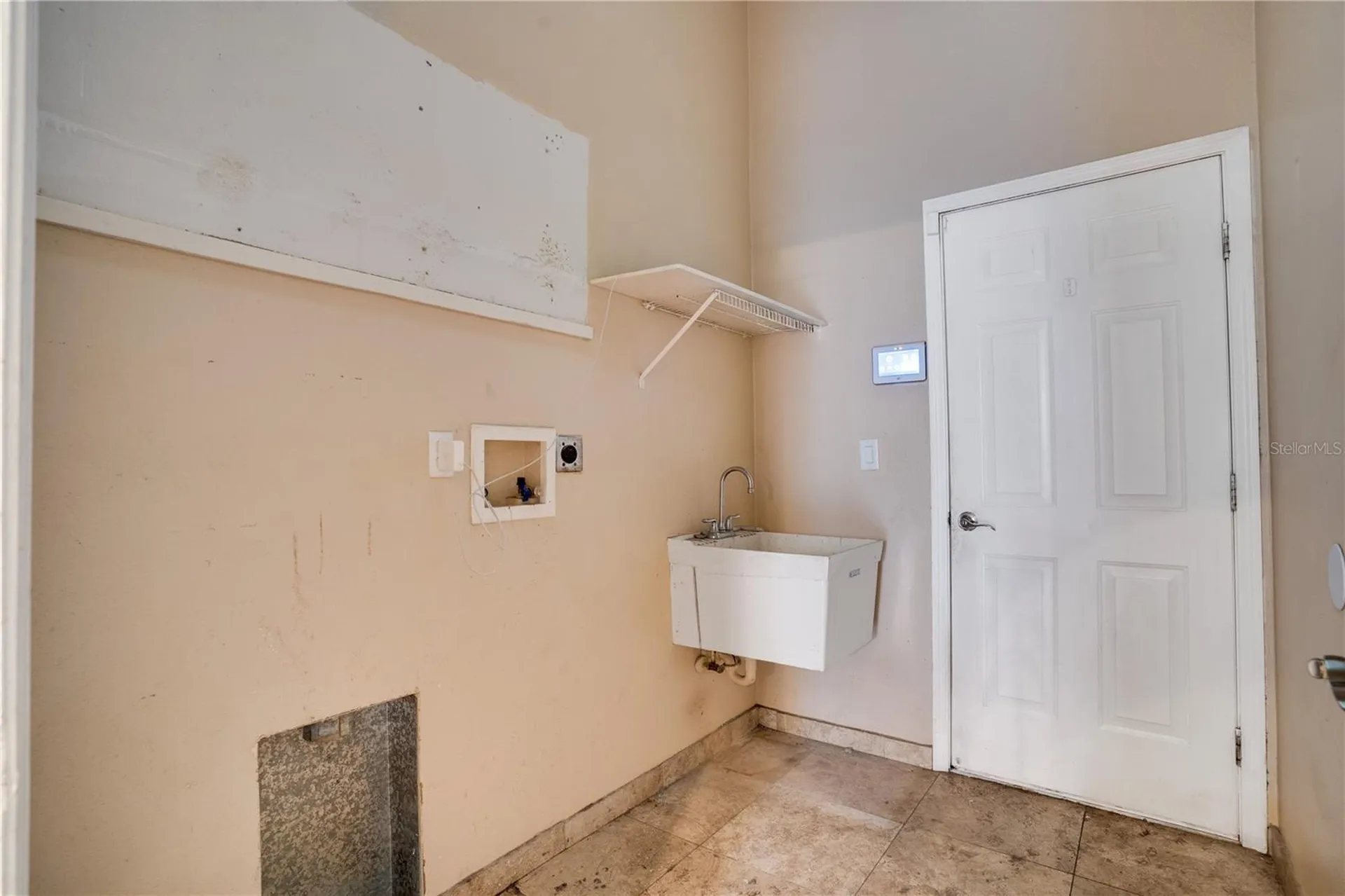 1769 Wood Bend Street Tarpon Springs FL 34689