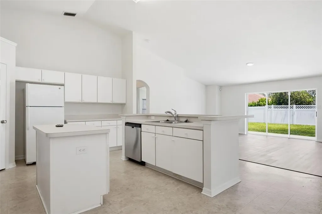 5152 New Savannah Circle Wesley Chapel FL 33545