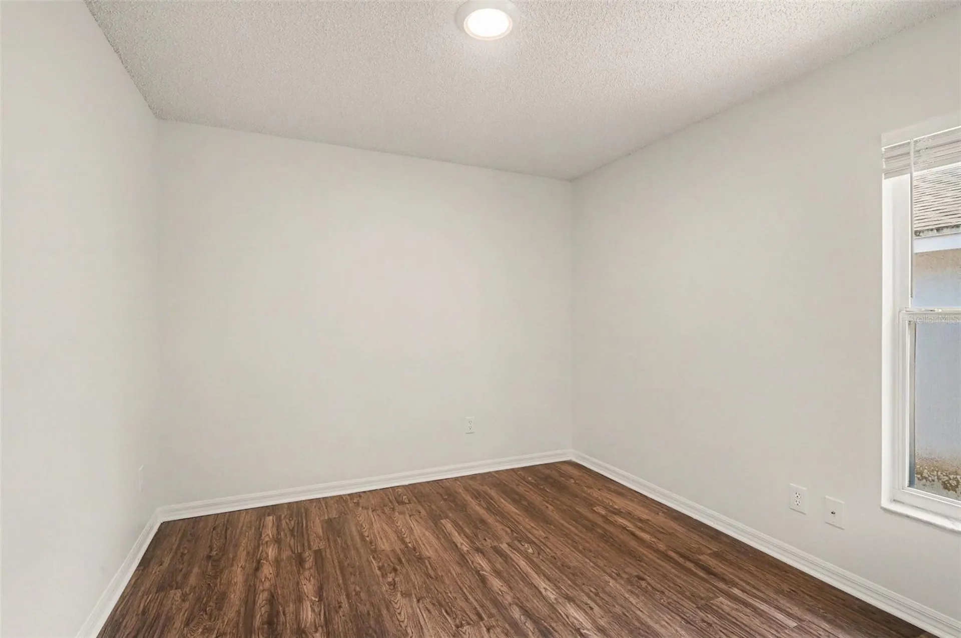 700 Kenmoore Court Eustis FL 32726