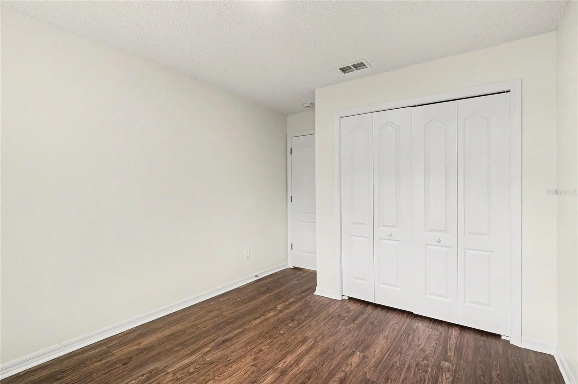 700 Kenmoore Court Eustis FL 32726