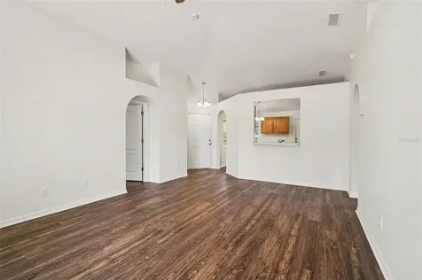 700 Kenmoore Court Eustis FL 32726