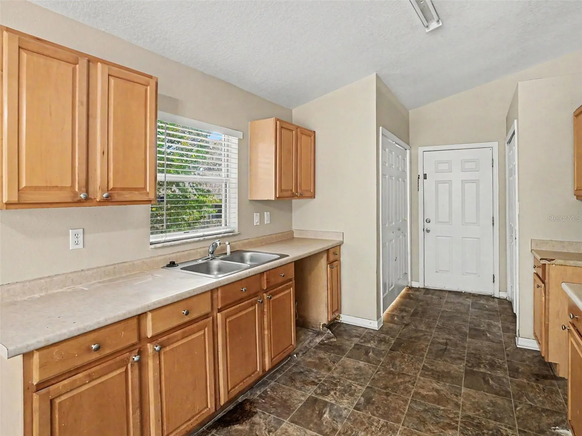 6525 Aladdin Drive Orlando FL 32818
