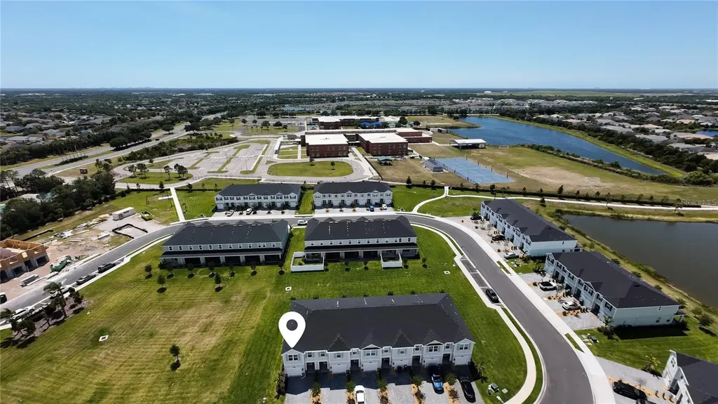 12335 Amber Creek Circle Lakewood Ranch FL 34211
