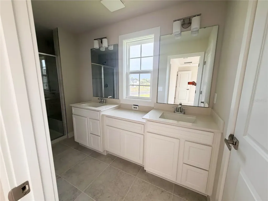 12335 Amber Creek Circle Lakewood Ranch FL 34211