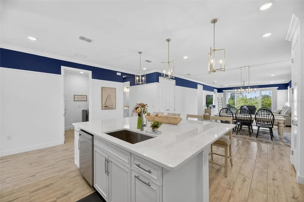 1019 Signet Drive Apollo Beach FL 33572