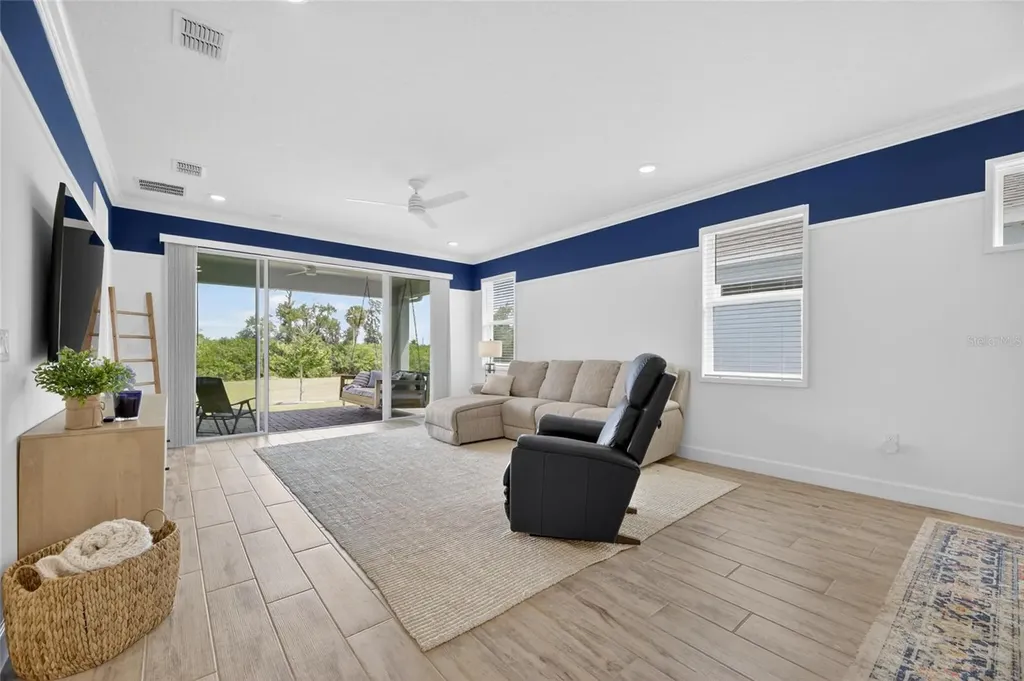 1019 Signet Drive Apollo Beach FL 33572