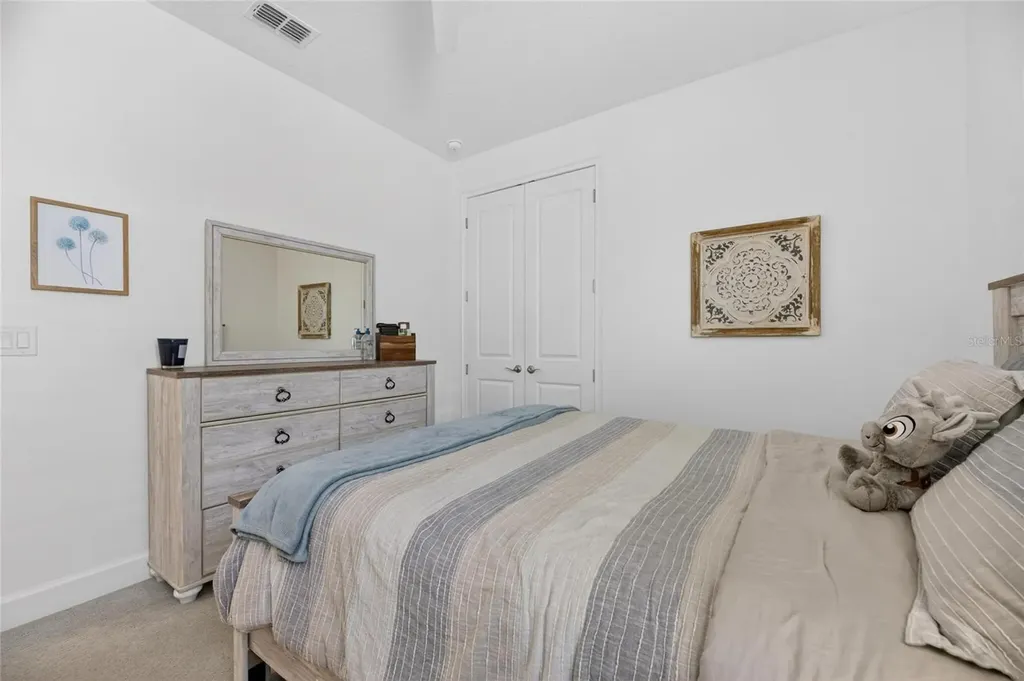 1019 Signet Drive Apollo Beach FL 33572