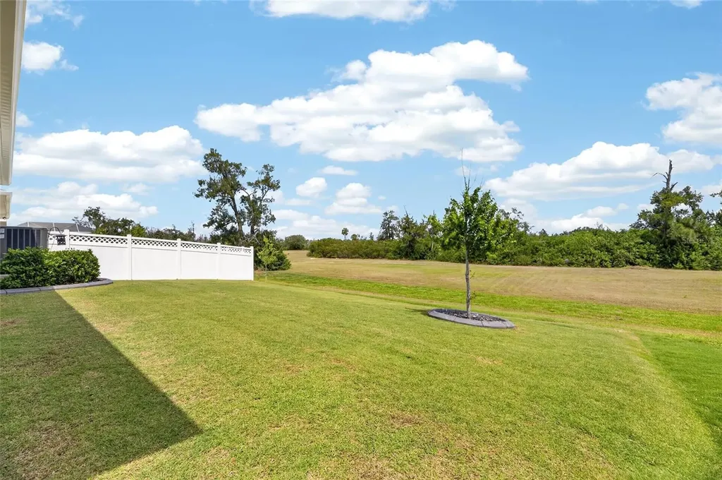 1019 Signet Drive Apollo Beach FL 33572