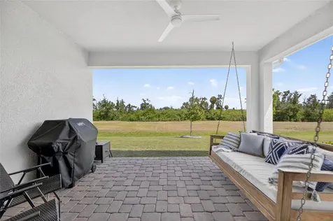 1019 Signet Drive Apollo Beach FL 33572