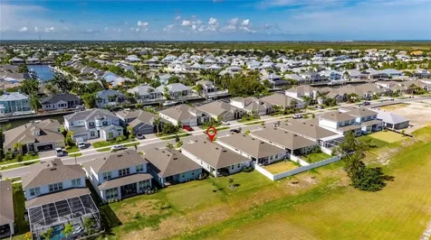 1019 Signet Drive Apollo Beach FL 33572