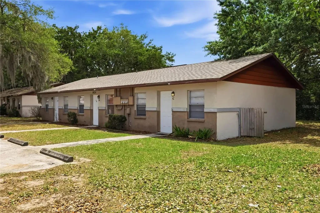 3020 Allred Drive Auburndale FL 33823