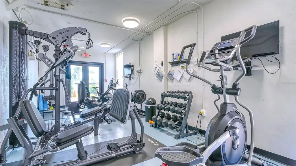 101 Benjamin Franklin Drive Sarasota FL 34236