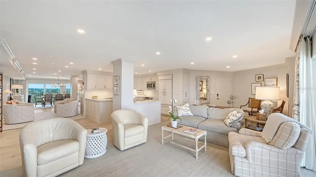 101 Benjamin Franklin Drive Sarasota FL 34236