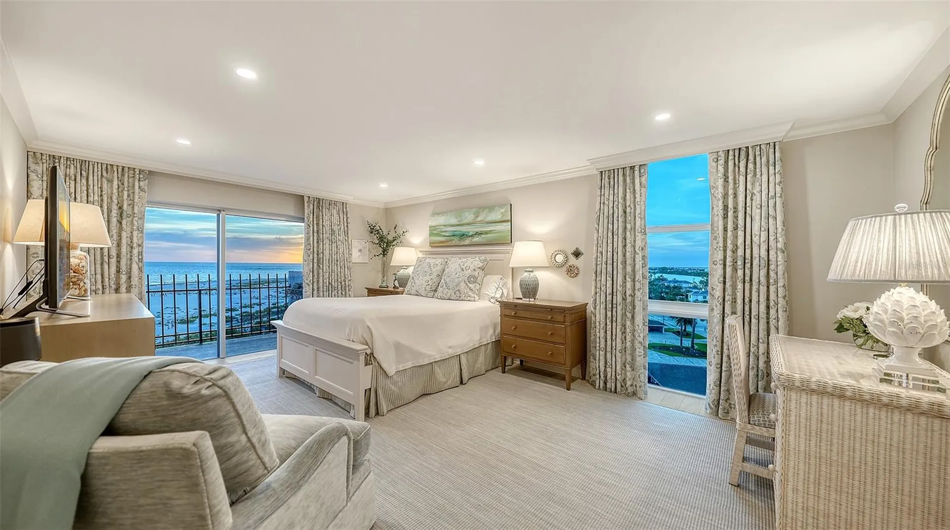 101 Benjamin Franklin Drive Sarasota FL 34236