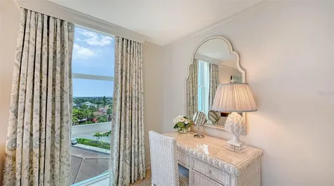 101 Benjamin Franklin Drive Sarasota FL 34236