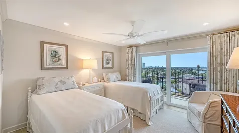 101 Benjamin Franklin Drive Sarasota FL 34236