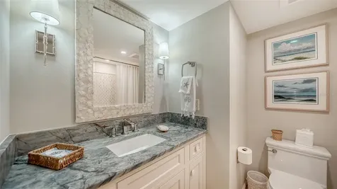101 Benjamin Franklin Drive Sarasota FL 34236