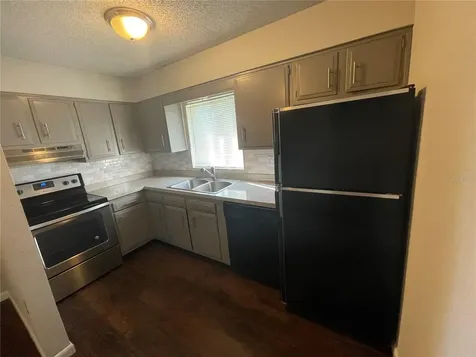 525 Conway Road Orlando FL 32807