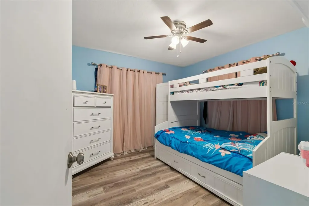 111 W Grapefruit Circle Clearwater FL 33763