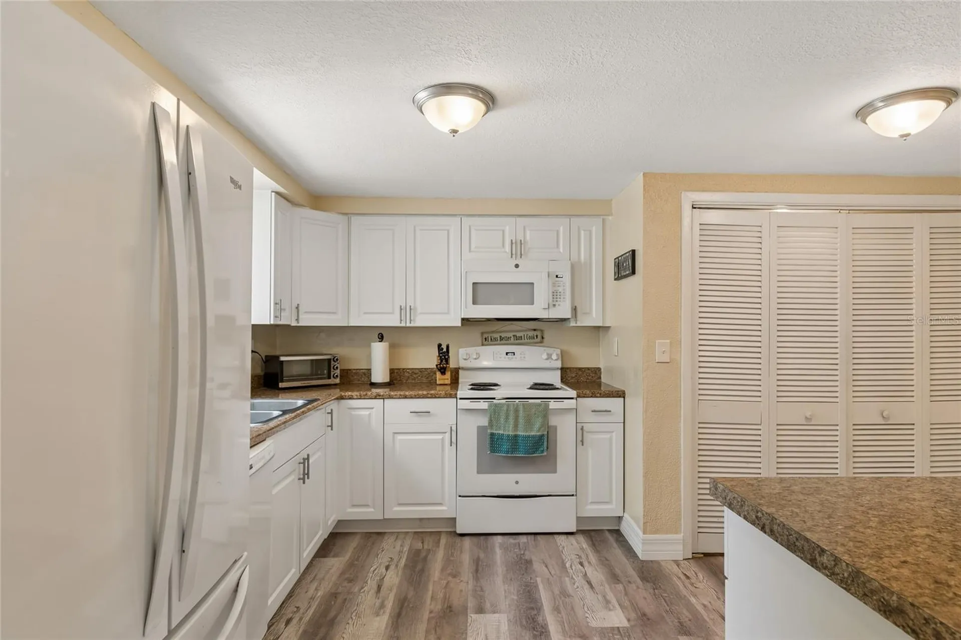 111 W Grapefruit Circle Clearwater FL 33763