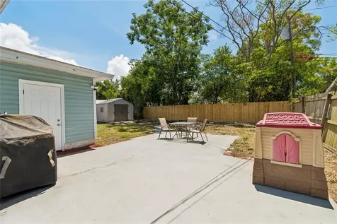 111 W Grapefruit Circle Clearwater FL 33763