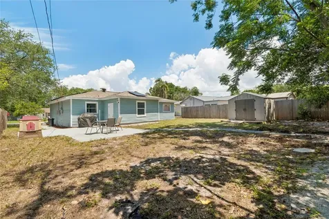 111 W Grapefruit Circle Clearwater FL 33763