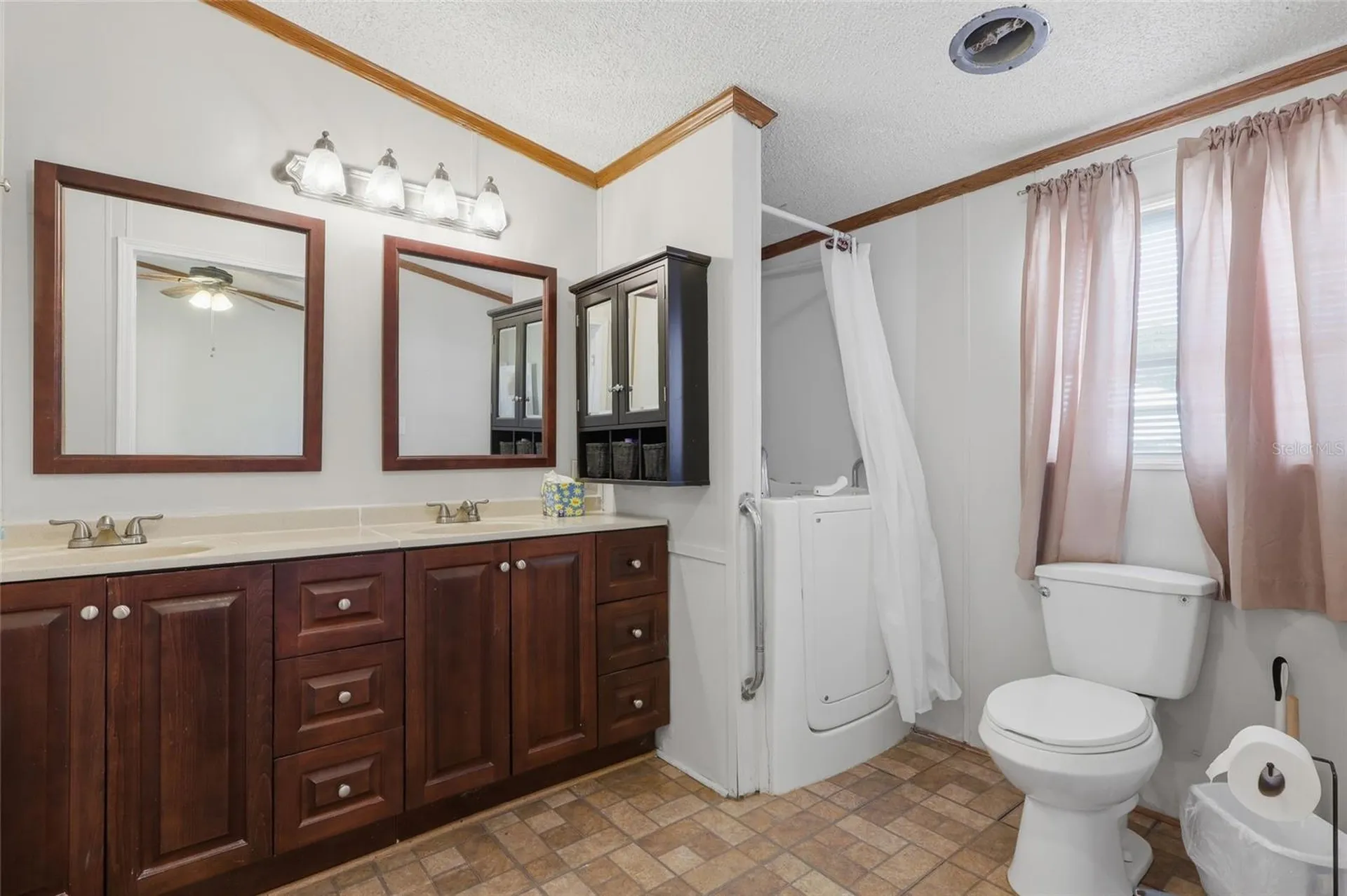 14647 Billie Lane Dade City FL 33525